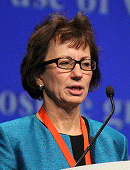 Elaine M.Hylek氏